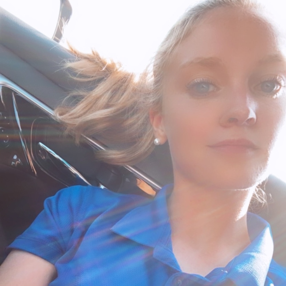 Meet your Posher, Bailey